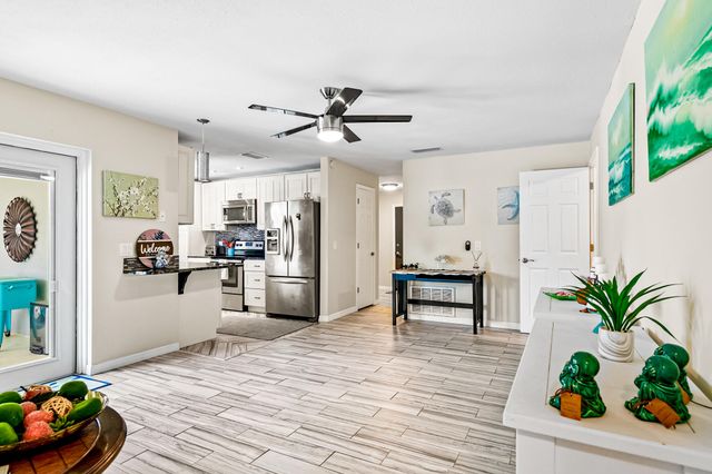 297 Harvey Avenue NE, Palm Bay, FL 32907
