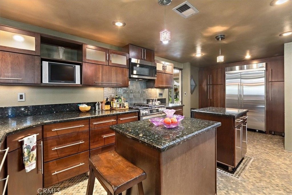 Image 20 of property listing at 12111 Nieta, Garden Grove, CA 92840