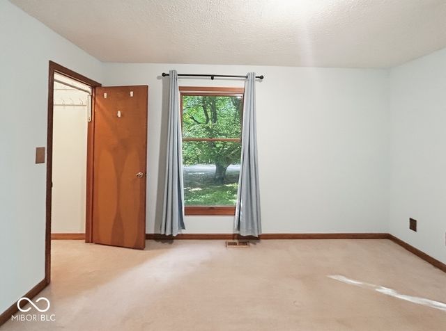 1492 Ranch Trail, Martinsville, IN 46151