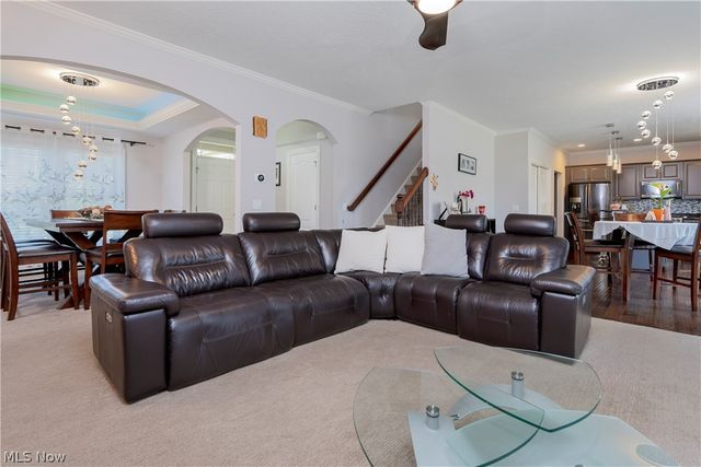 8712 Blue Heron Way, Mentor, OH 44060