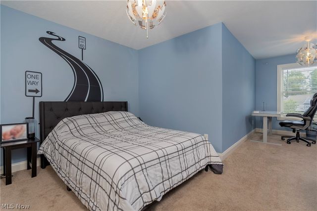 8712 Blue Heron Way, Mentor, OH 44060
