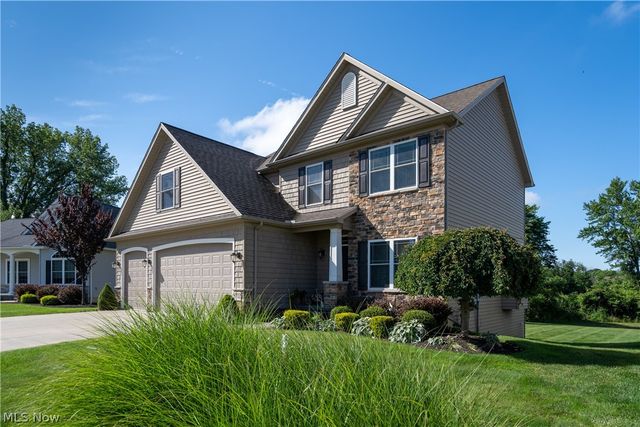 8712 Blue Heron Way, Mentor, OH 44060