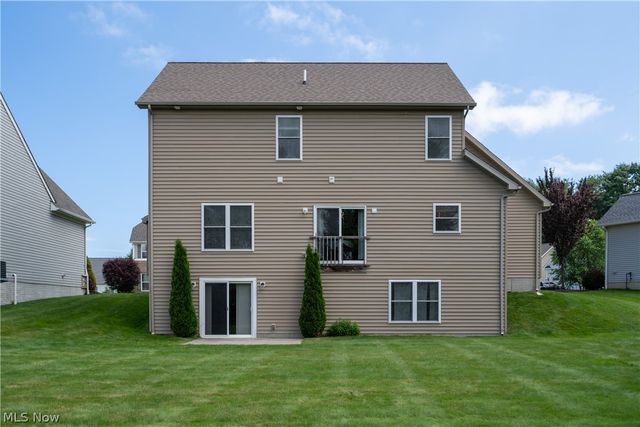 8712 Blue Heron Way, Mentor, OH 44060