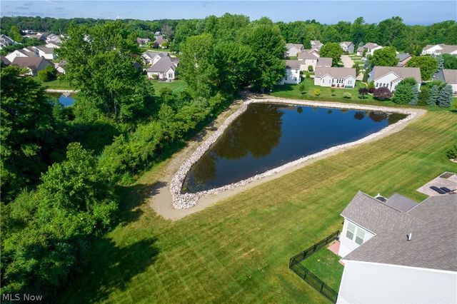 8712 Blue Heron Way, Mentor, OH 44060
