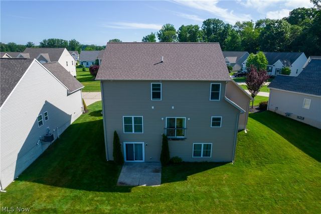 8712 Blue Heron Way, Mentor, OH 44060