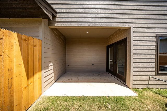 6716 NW Willow Wood Loop, Lawton, OK 73505
