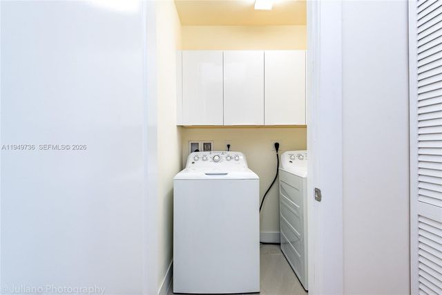 6402 NW 104th Path, Doral, FL 33178