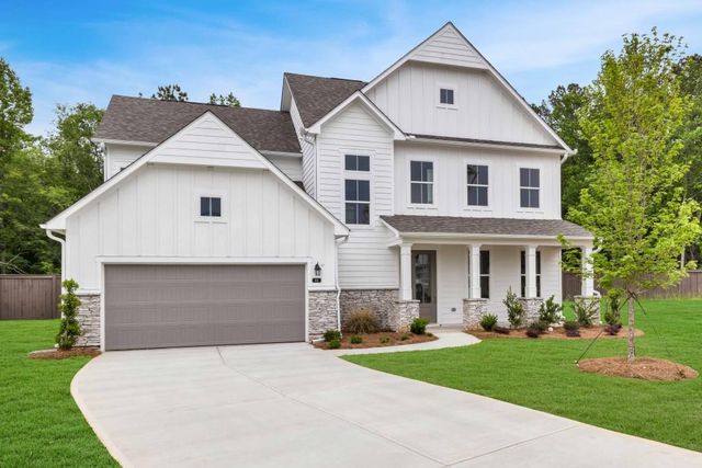411 Red Wood Lane, Hoschton, GA 30548