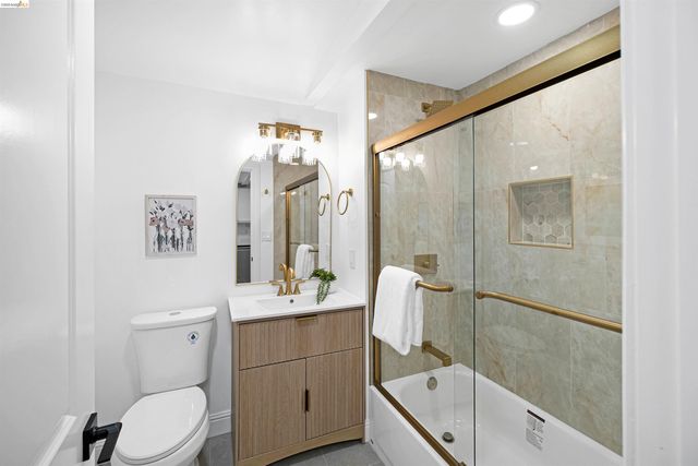 1812 Woolsey St, Berkeley, CA 94703