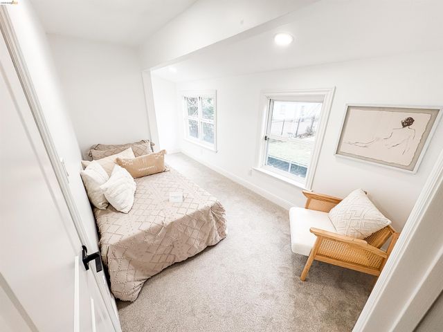 1812 Woolsey St, Berkeley, CA 94703