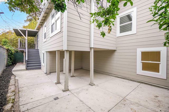 1812 Woolsey St, Berkeley, CA 94703