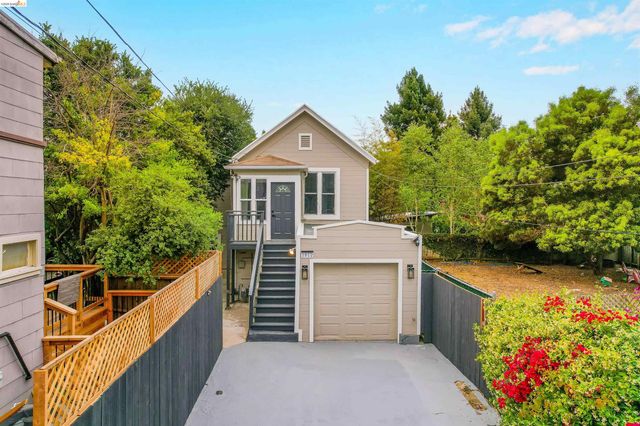 1812 Woolsey St, Berkeley, CA 94703