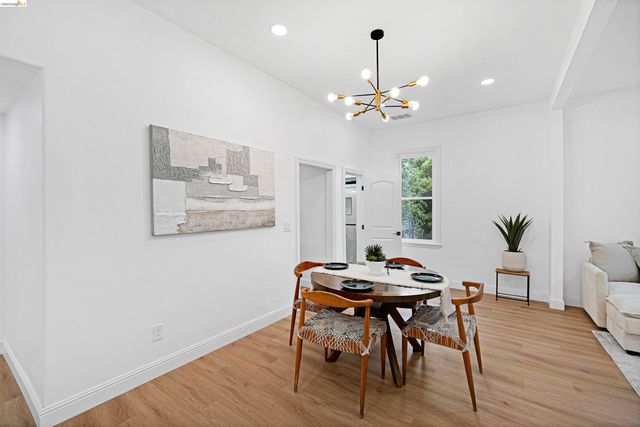 1812 Woolsey St, Berkeley, CA 94703