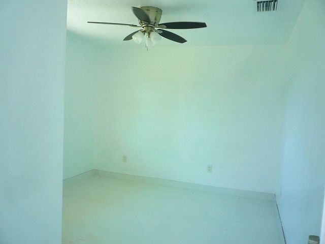 2162 NW 28th Street, Oakland Park, FL 33311