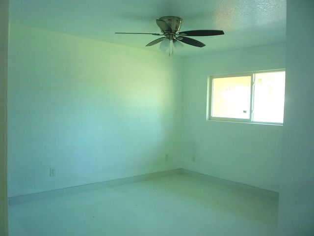 2162 NW 28th Street, Oakland Park, FL 33311