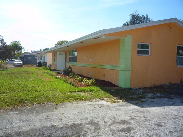 2162 NW 28th Street, Oakland Park, FL 33311