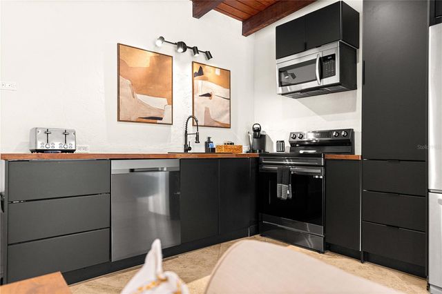 8944 W WHITE DOGWOOD DRIVE, Homosassa, FL 34448