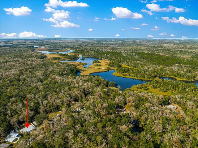 8944 W WHITE DOGWOOD DRIVE, Homosassa, FL 34448