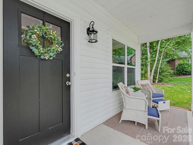 1074 Mackey Court, Gastonia, NC 28056