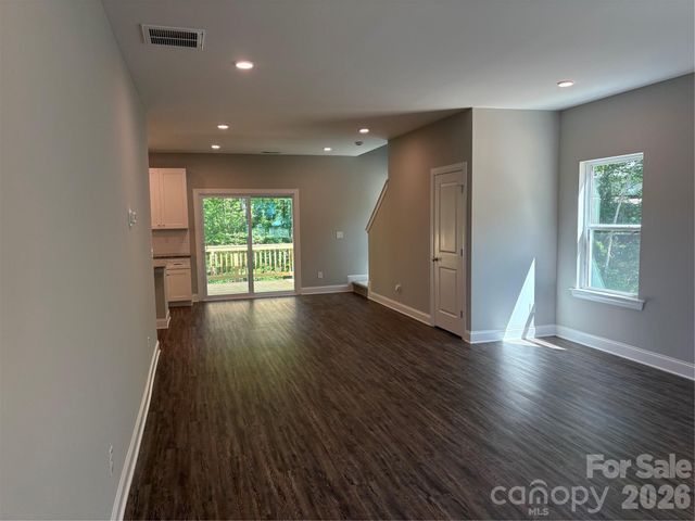 1074 Mackey Court, Gastonia, NC 28056