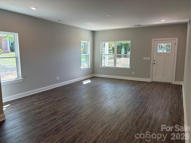 1074 Mackey Court, Gastonia, NC 28056