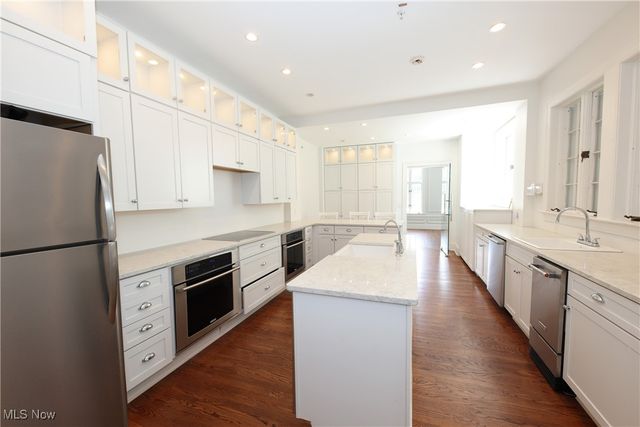 12 Lotus Ave., Chester, WV 26034