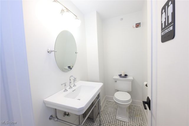 12 Lotus Ave., Chester, WV 26034