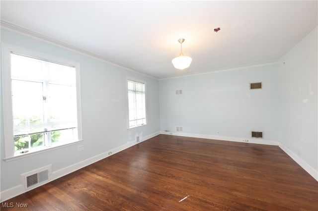 12 Lotus Ave., Chester, WV 26034