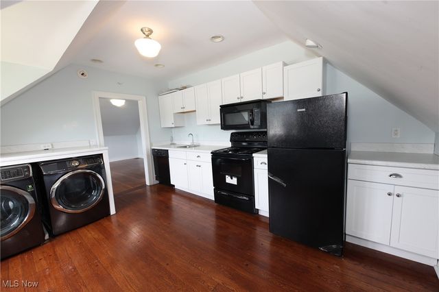 12 Lotus Ave., Chester, WV 26034