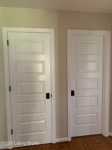 9809 Grenfell Way, Louisville, KY 40242