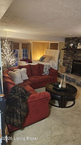 9809 Grenfell Way, Louisville, KY 40242