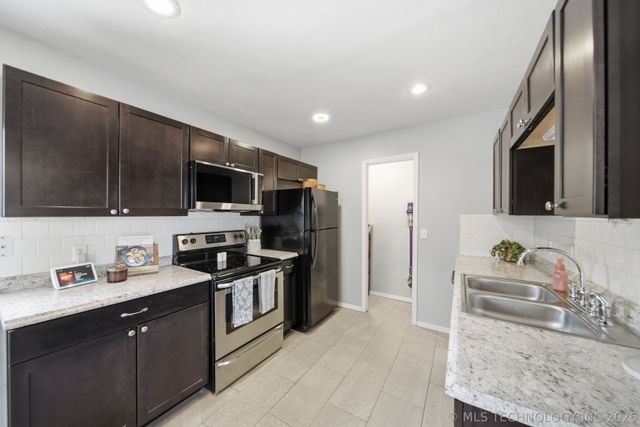 13403 S 90th East Avenue, Bixby, OK 74008