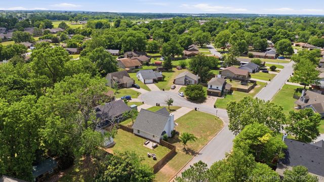 13403 S 90th East Avenue, Bixby, OK 74008