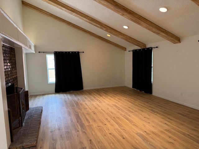 8504 Knoxville Avenue, Lubbock, TX 79423