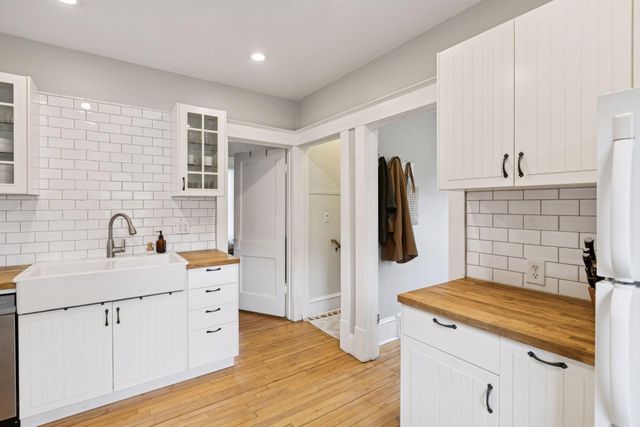 4053 45th Avenue S, Minneapolis, MN 55406