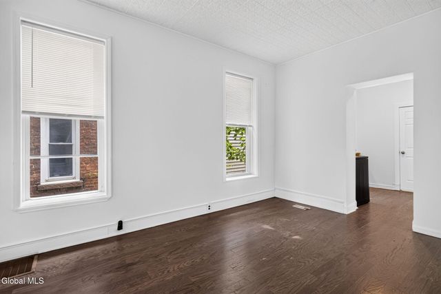 1A Congress Street, Cohoes, NY 12047