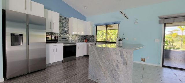 13995 77th Place, West Palm Beach, FL 33412