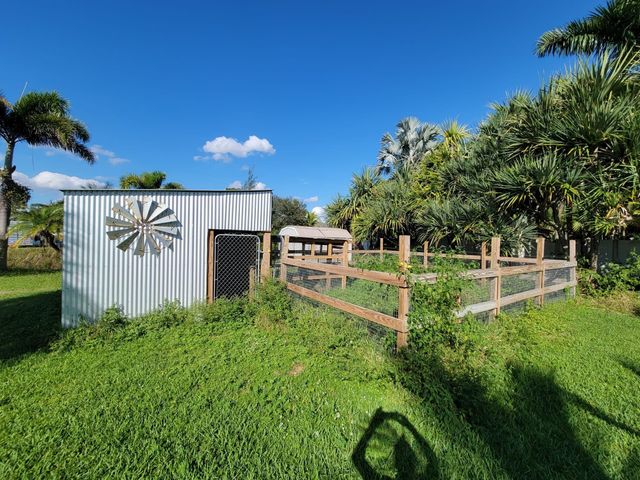 13995 77th Place, West Palm Beach, FL 33412