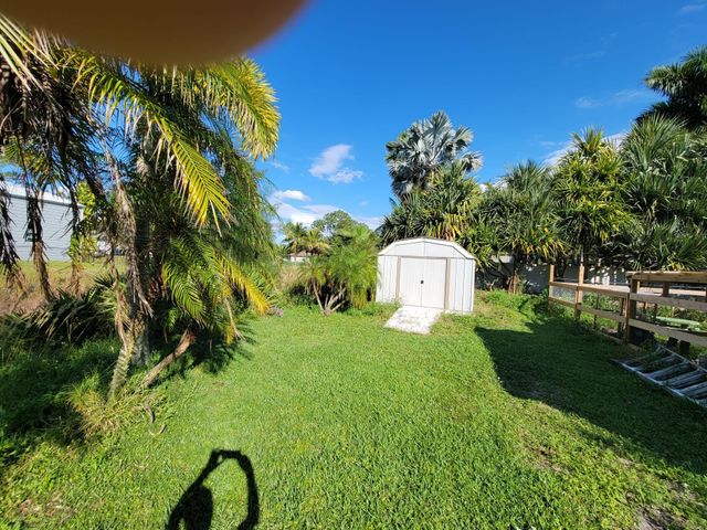 13995 77th Place, West Palm Beach, FL 33412