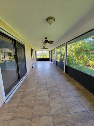 13995 77th Place, West Palm Beach, FL 33412