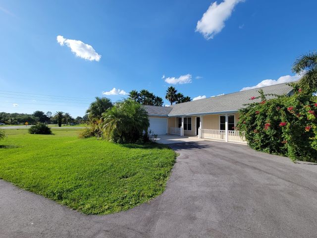 13995 77th Place, West Palm Beach, FL 33412