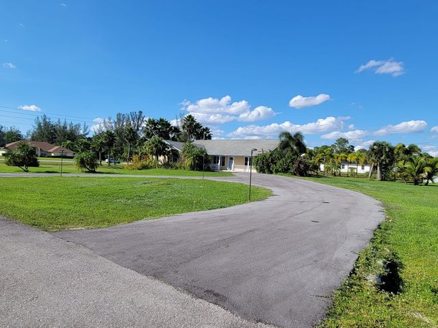 13995 77th Place, West Palm Beach, FL 33412