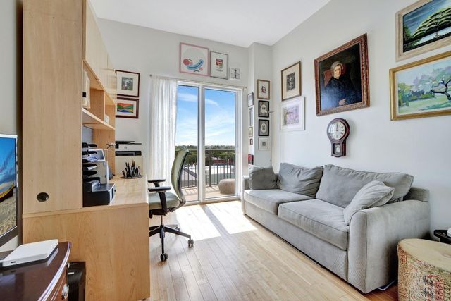 2633 NE 14th Avenue 505, Wilton Manors, FL 33334