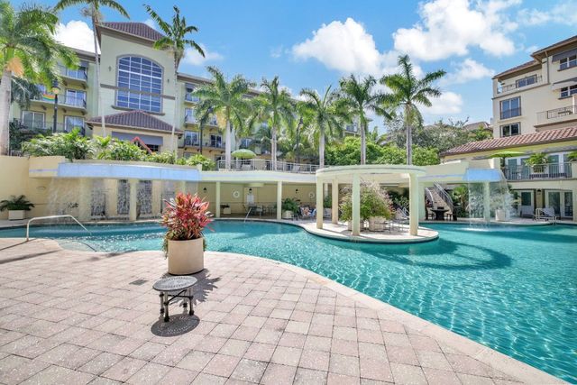 2633 NE 14th Avenue 505, Wilton Manors, FL 33334