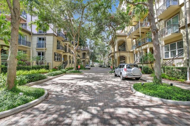 2633 NE 14th Avenue 505, Wilton Manors, FL 33334