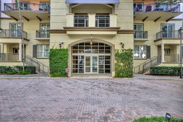 2633 NE 14th Avenue 505, Wilton Manors, FL 33334
