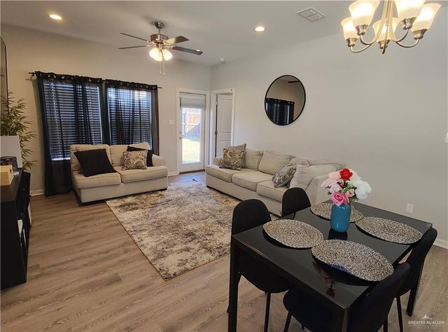 1405 E Sonador S Drive, Edinburg, TX 78542