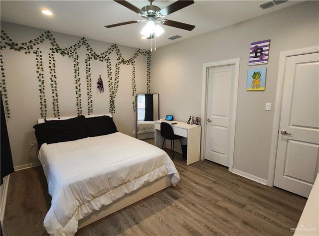 1405 E Sonador S Drive, Edinburg, TX 78542