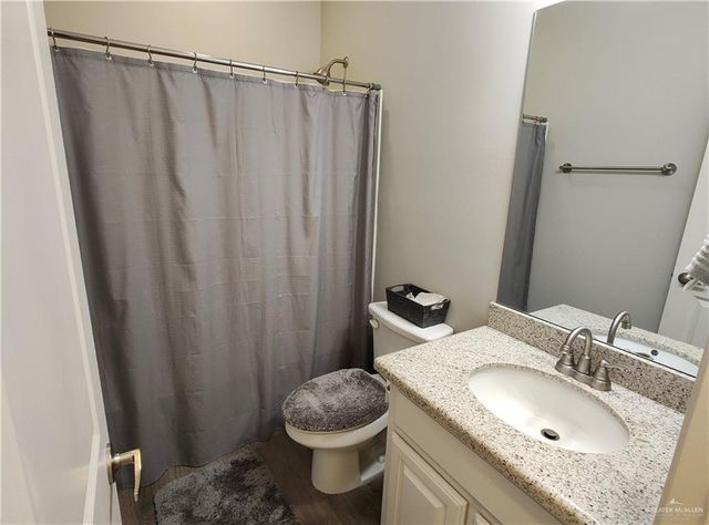 1405 E Sonador S Drive, Edinburg, TX 78542