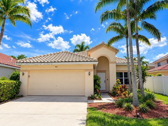 908 Tanglewood Cir 908, Weston, FL 33327